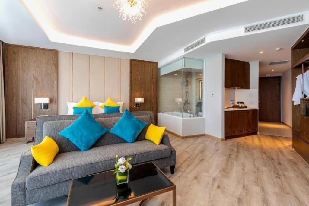 Luxury Seaview Panorama Nha Trang By Luna Luaran gambar